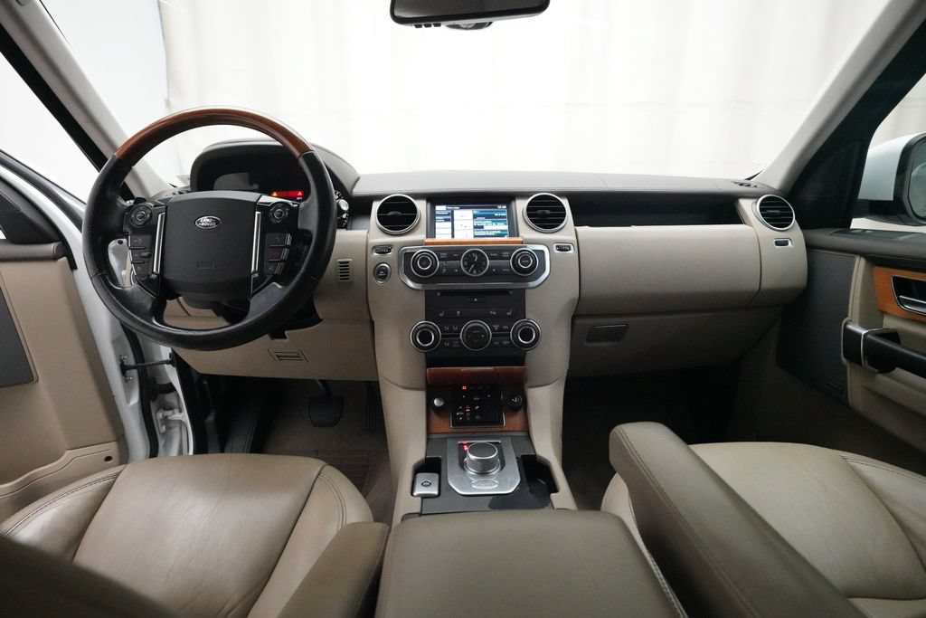 Used 2015 Land Rover LR4 HSE LUX AWD/4WD image 5