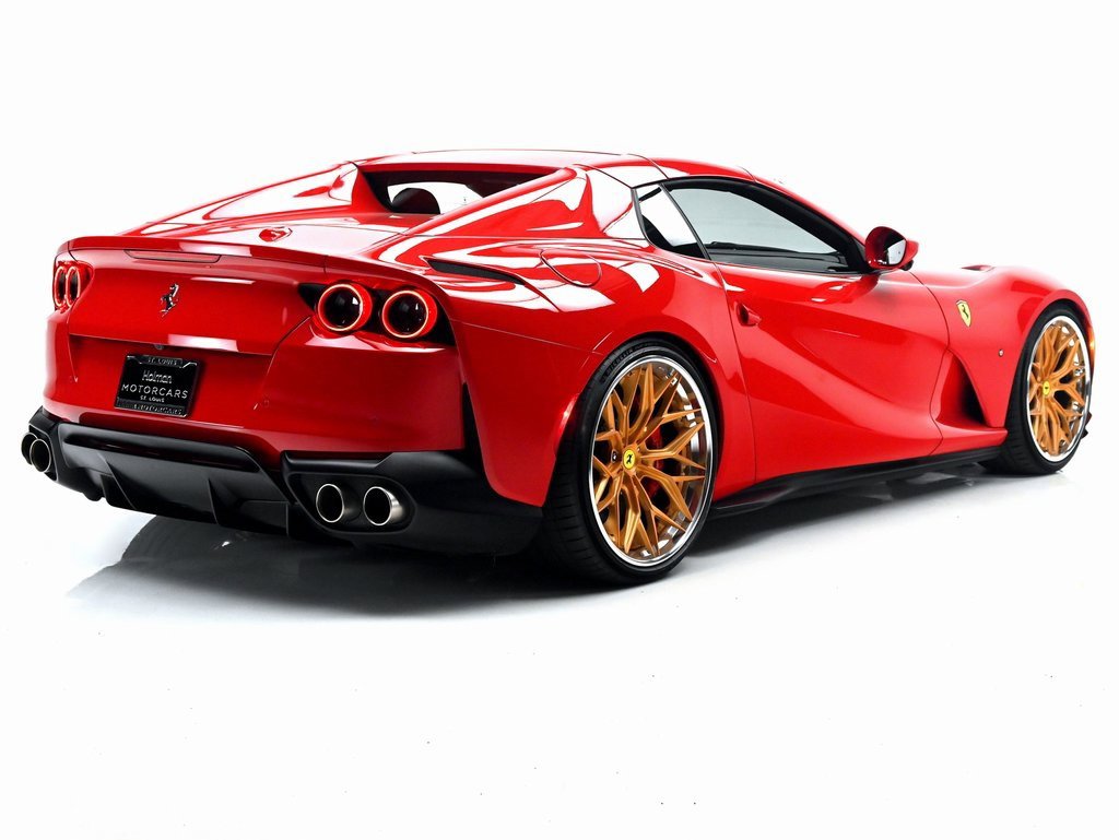 Used 2022 Ferrari 812 GTS image 5