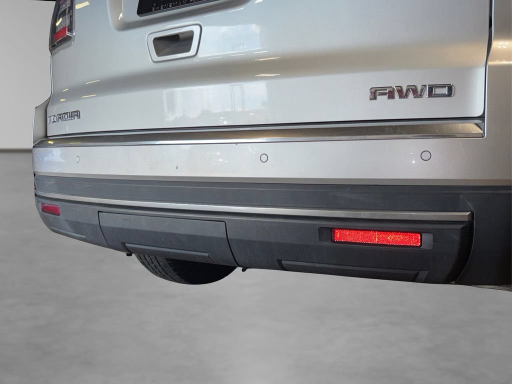 Used 2016 GMC Acadia SLT AWD/4WD image 18