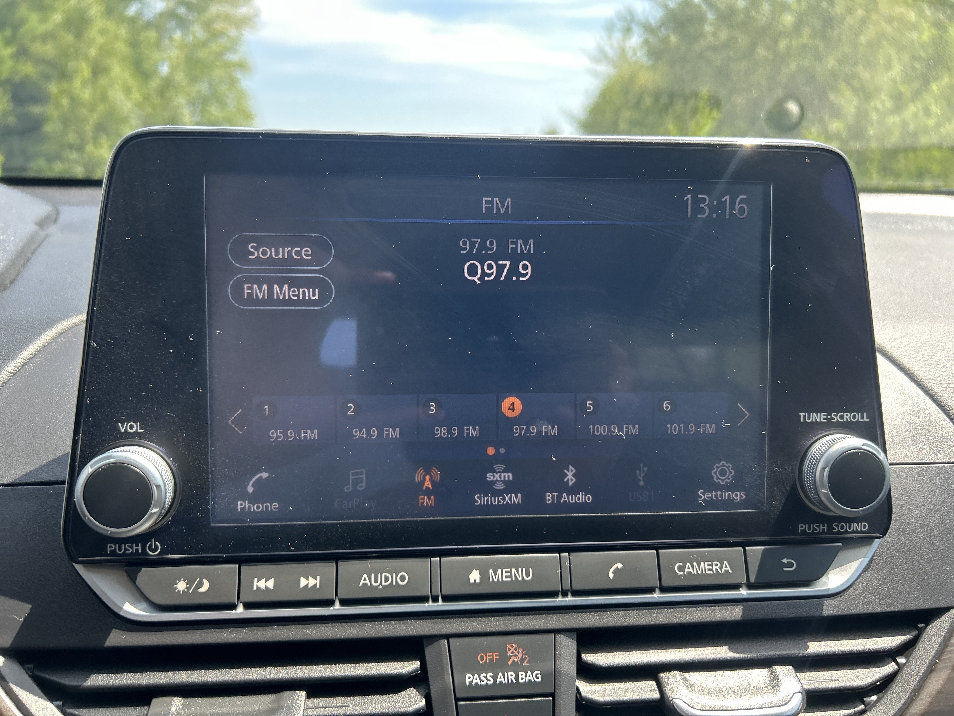 Certified 2025 Nissan Altima 2.5 SV FWD image 25