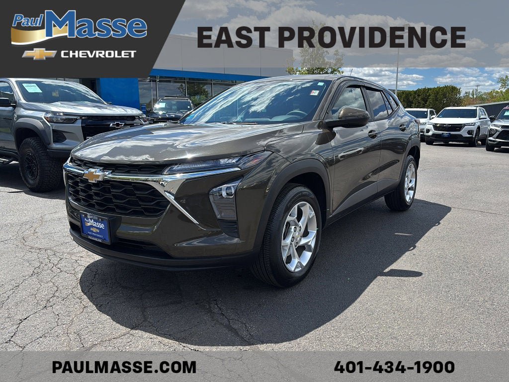 Used 2024 Chevrolet Trax LS w/ LS Convenience Package