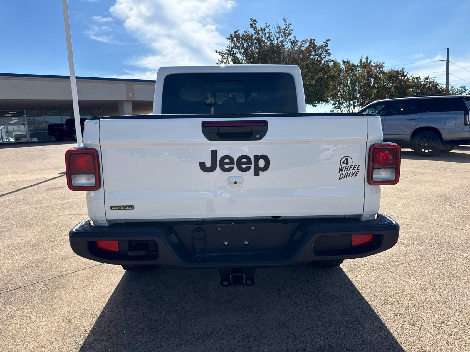 Used 2023 Jeep Gladiator Sport AWD/4WD image 6