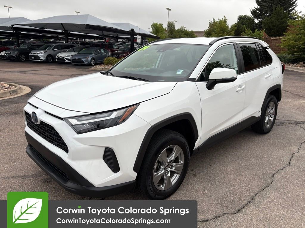 Used 2024 Toyota RAV4 XLE image 4