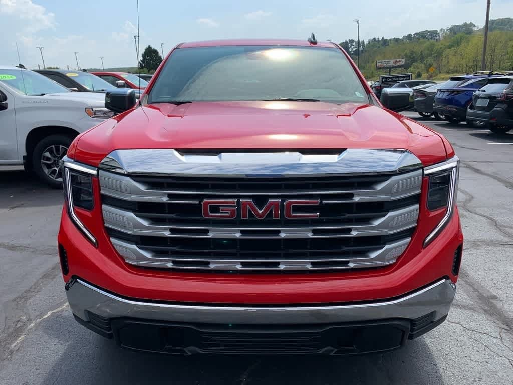 Used 2026 GMC Sierra 1500 SLE w/ LPO, GMC Protection Package RWD image 9