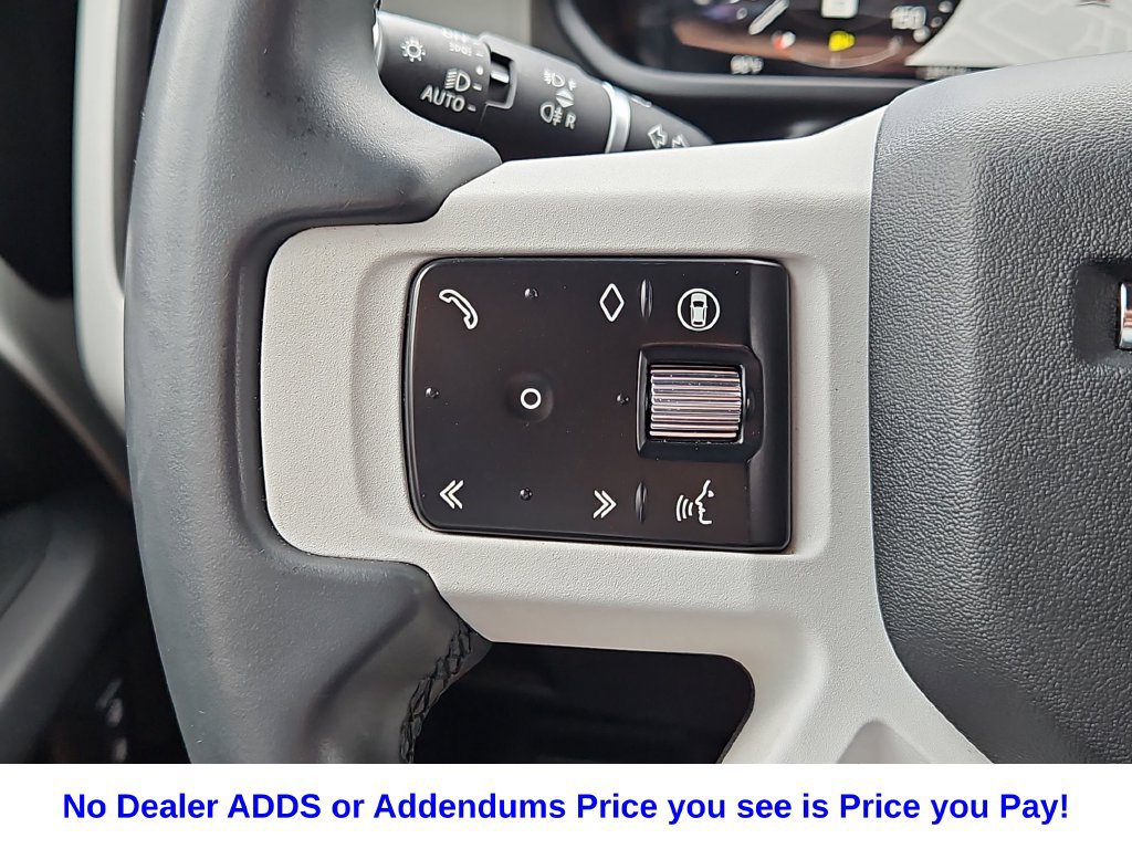Used 2025 Land Rover Defender 110 S AWD/4WD image 28