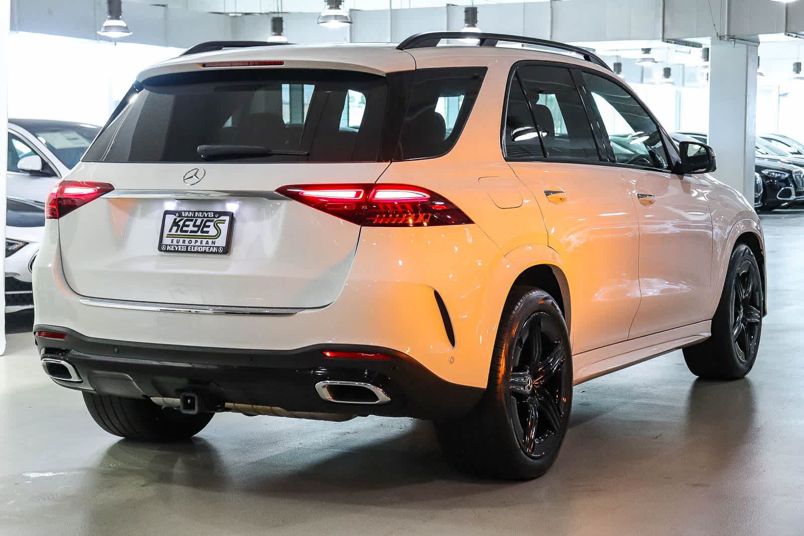 Certified 2025 Mercedes-Benz GLE 450e 4MATIC image 4