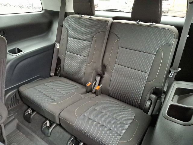 Used 2023 GMC Acadia SLE w/ Driver Convenience Package image 12