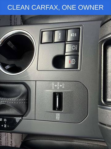 Certified 2025 Toyota Highlander XLE FWD image 23