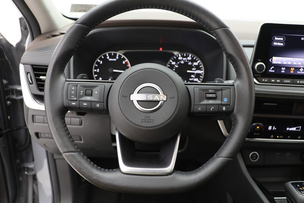 Used 2023 Nissan Rogue SV w/ SV Premium B Package AWD/4WD image 18