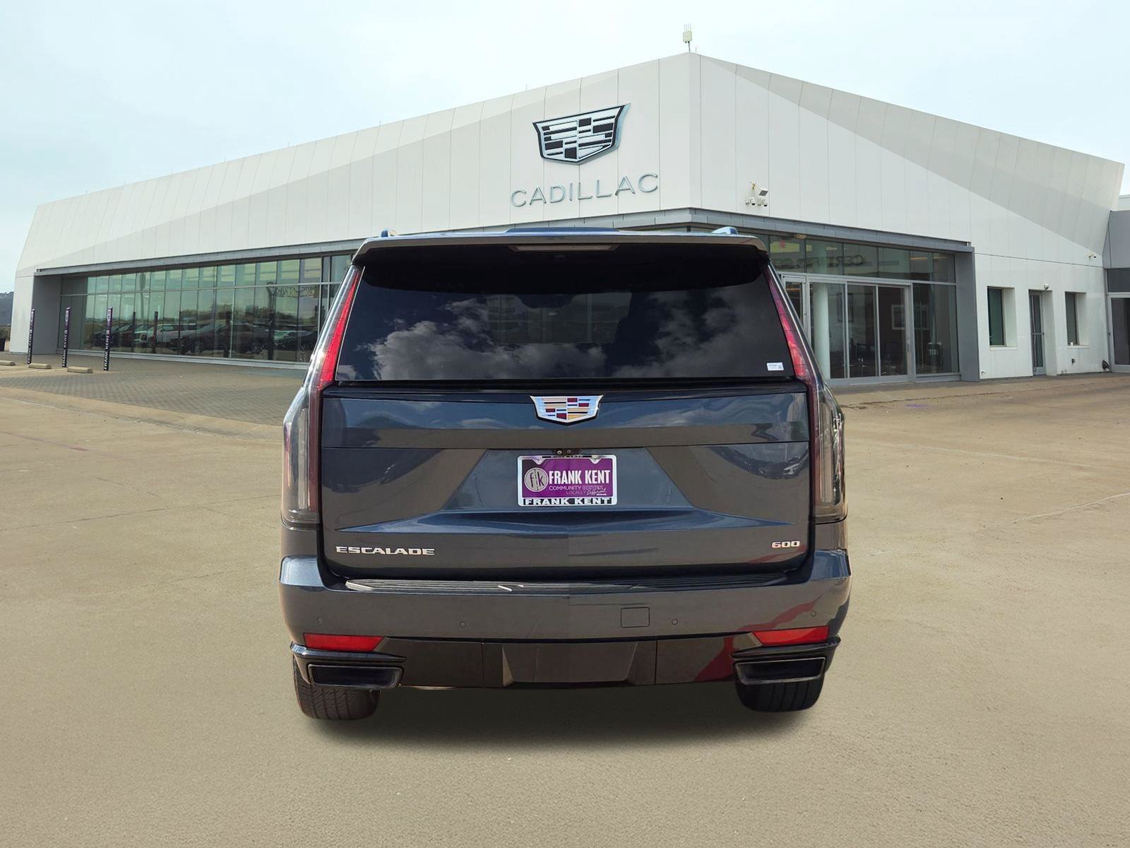 Used 2021 Cadillac Escalade ESV Sport w/ Driver Assist Tech Package RWD image 5