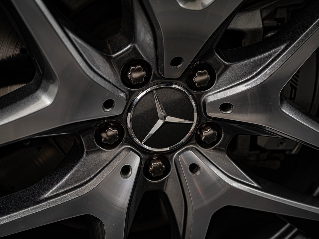 Certified 2025 Mercedes-Benz GLE 53 AMG 4MATIC image 9