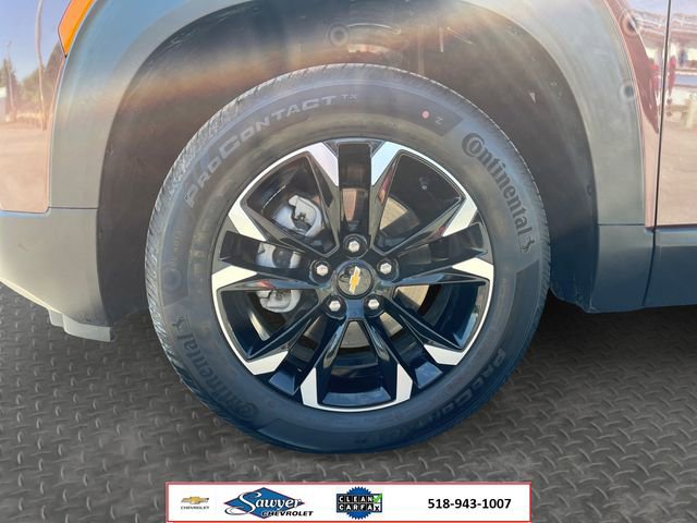 Used 2023 Chevrolet TrailBlazer LT w/ Convenience Package AWD/4WD image 9