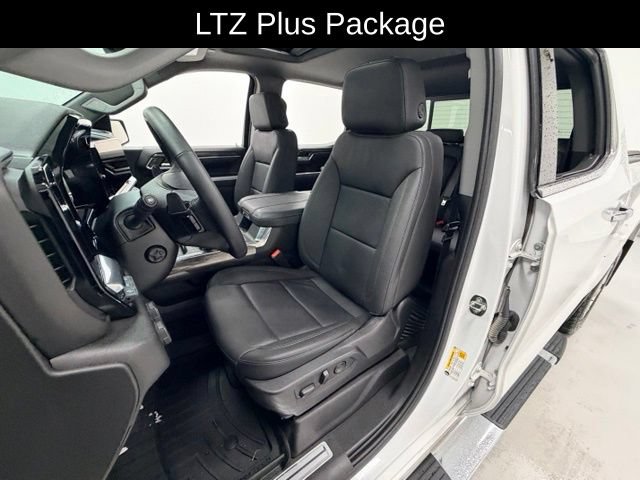 Certified 2024 Chevrolet Silverado 1500 LTZ w/ LTZ Premium Package AWD/4WD image 8