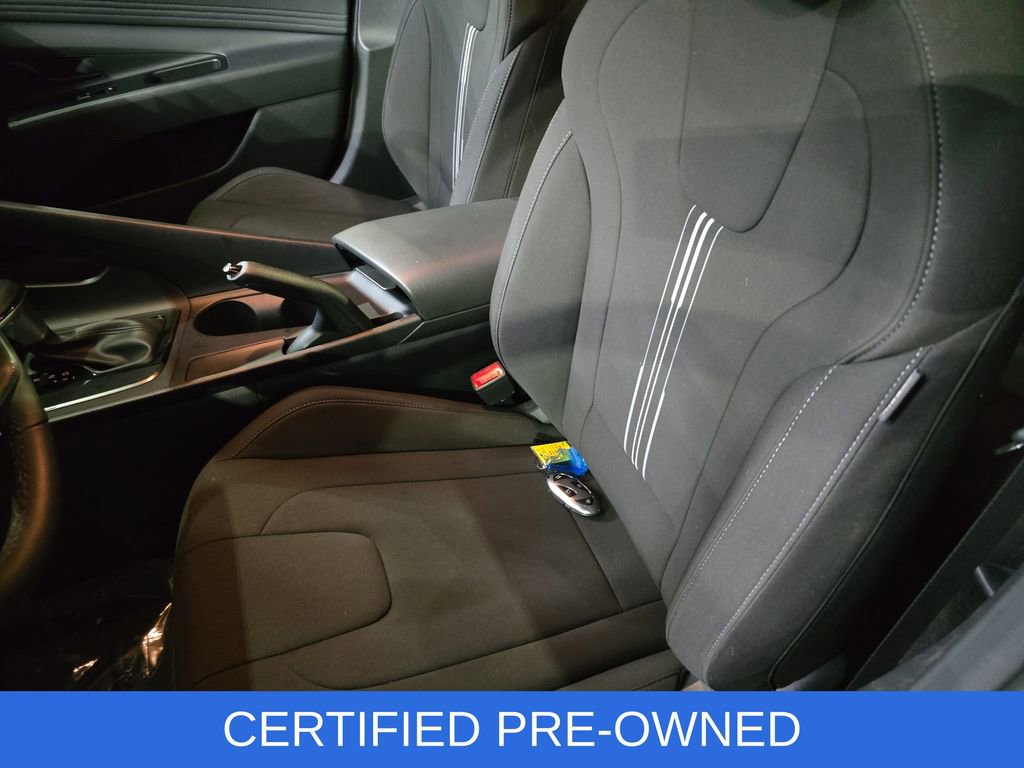 Certified 2025 Hyundai Elantra Sport image 15