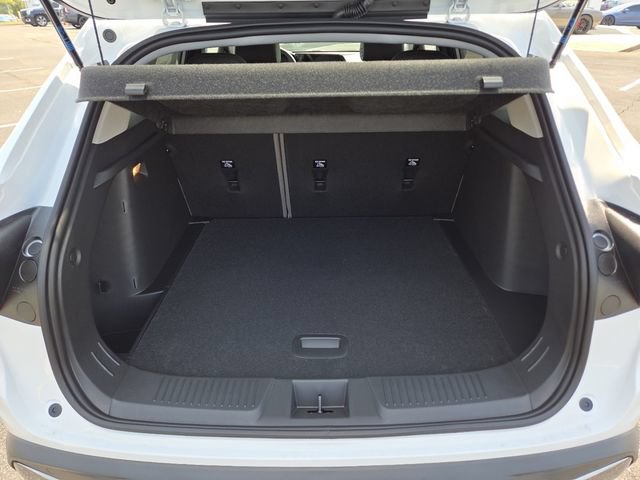 New 2026 Chevrolet Trax ACTIV w/ Sunroof Package FWD image 18