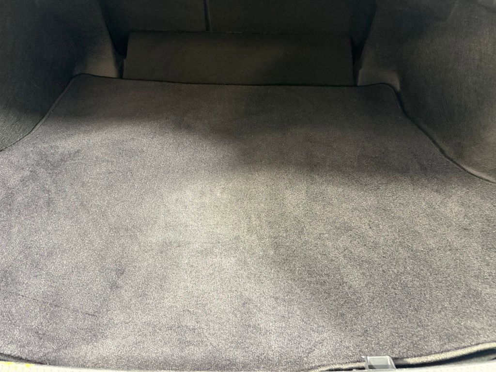 Used 2025 Toyota Camry SE image 27