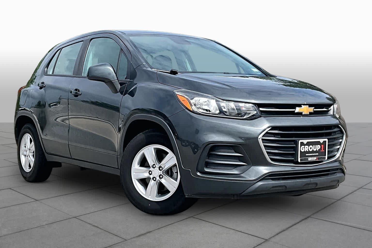 Used 2020 Chevrolet Trax LS FWD image 3