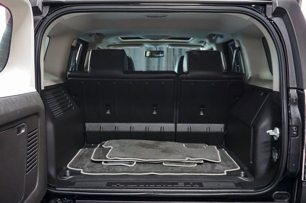 Used 2009 HUMMER H3 Alpha image 33