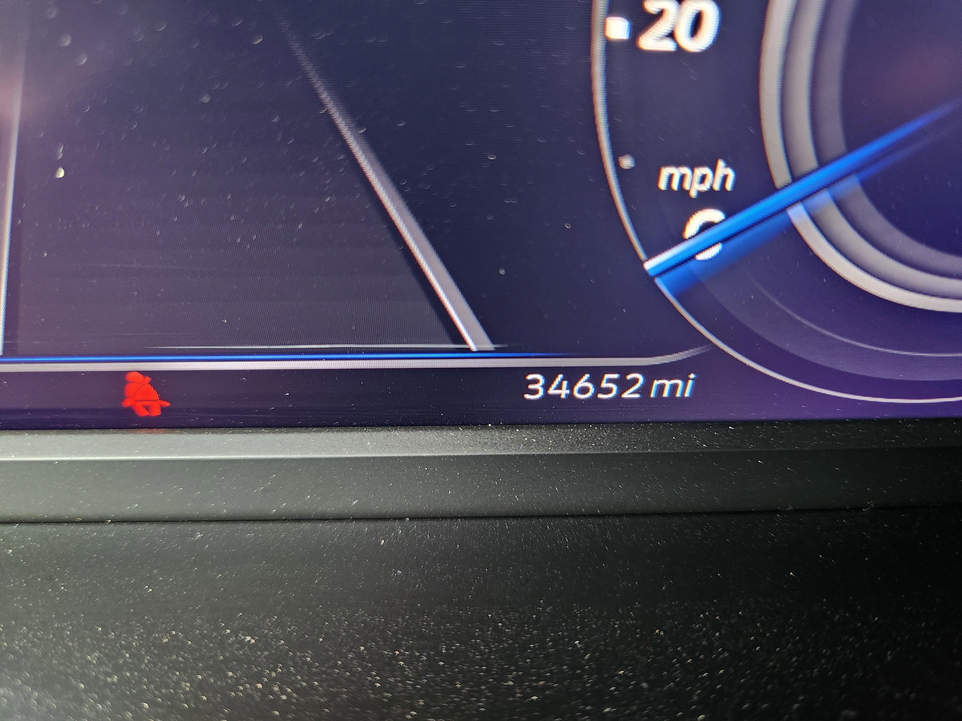 Certified 2022 Volkswagen Tiguan SEL R-Line image 12