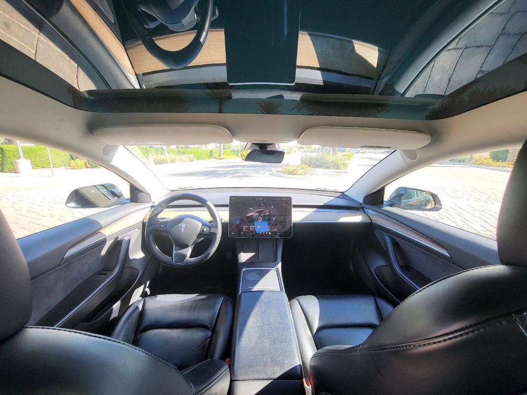 Used 2022 Tesla Model 3 Standard Range image 10