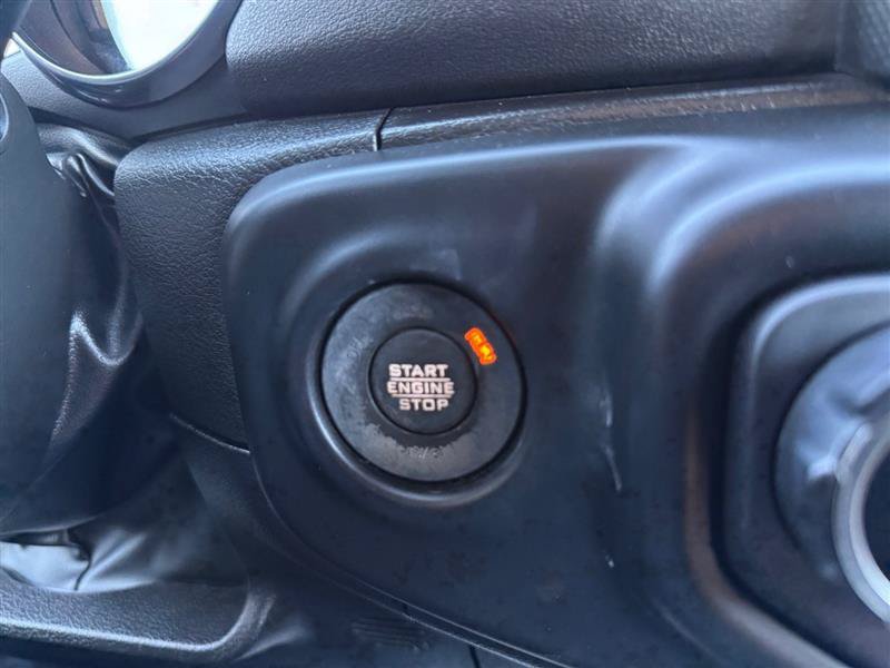 Used 2023 Jeep Wrangler Unlimited Sahara w/ Cold Weather Group AWD/4WD image 23