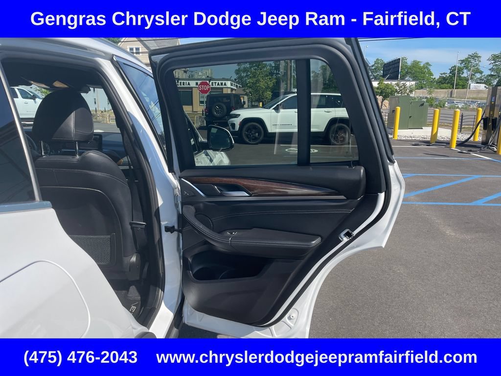 Used 2018 BMW X3 xDrive30i w/ Driving Assistance Package AWD/4WD image 19