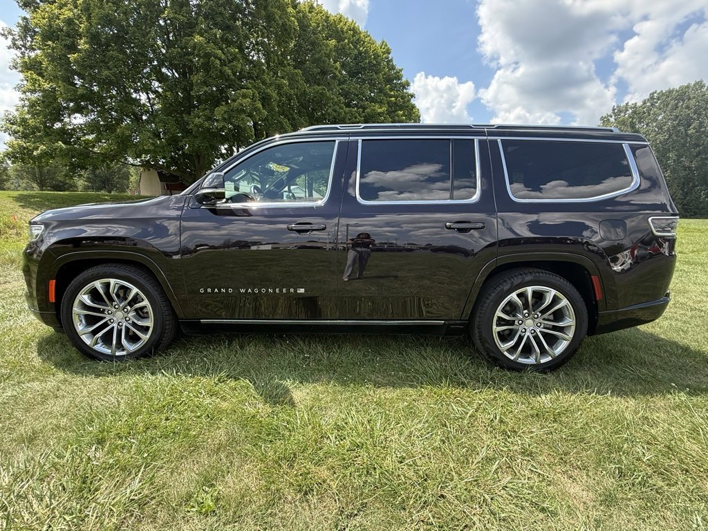 Used 2023 Jeep Grand Wagoneer Series II image 6
