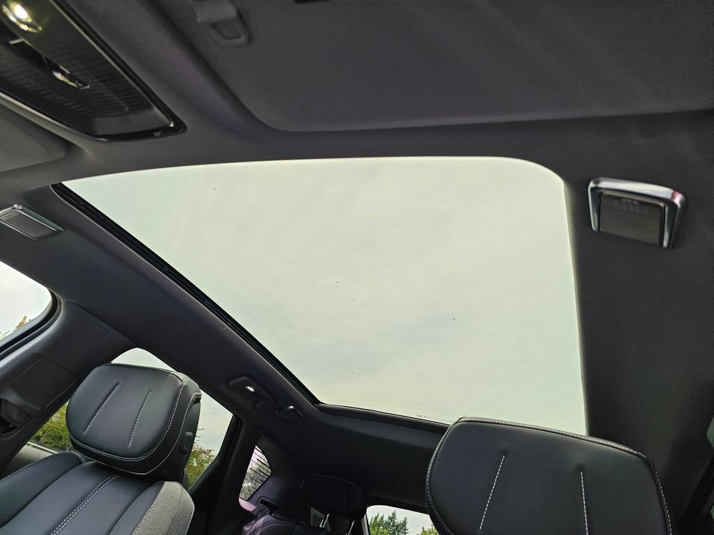 New 2026 Cadillac Optiq Sport 1 AWD/4WD image 21