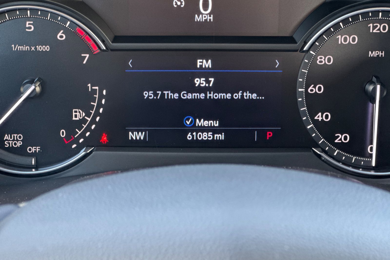 Used 2023 Cadillac XT4 Premium Luxury image 29