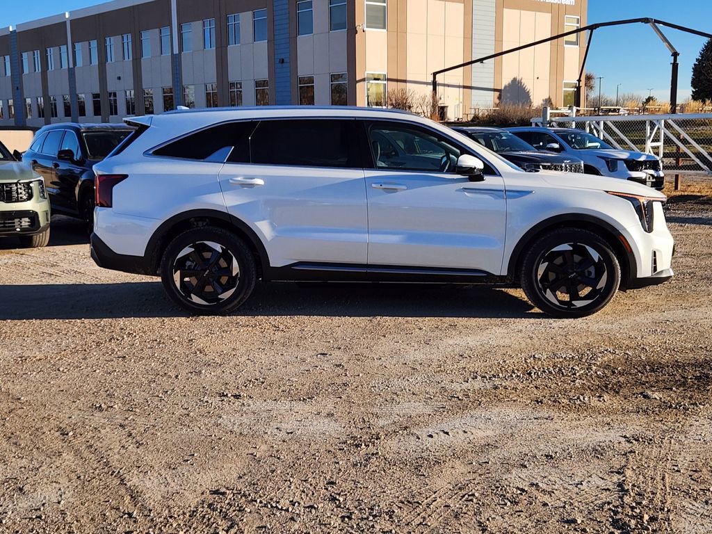 New 2026 Kia Sorento EX AWD/4WD image 2