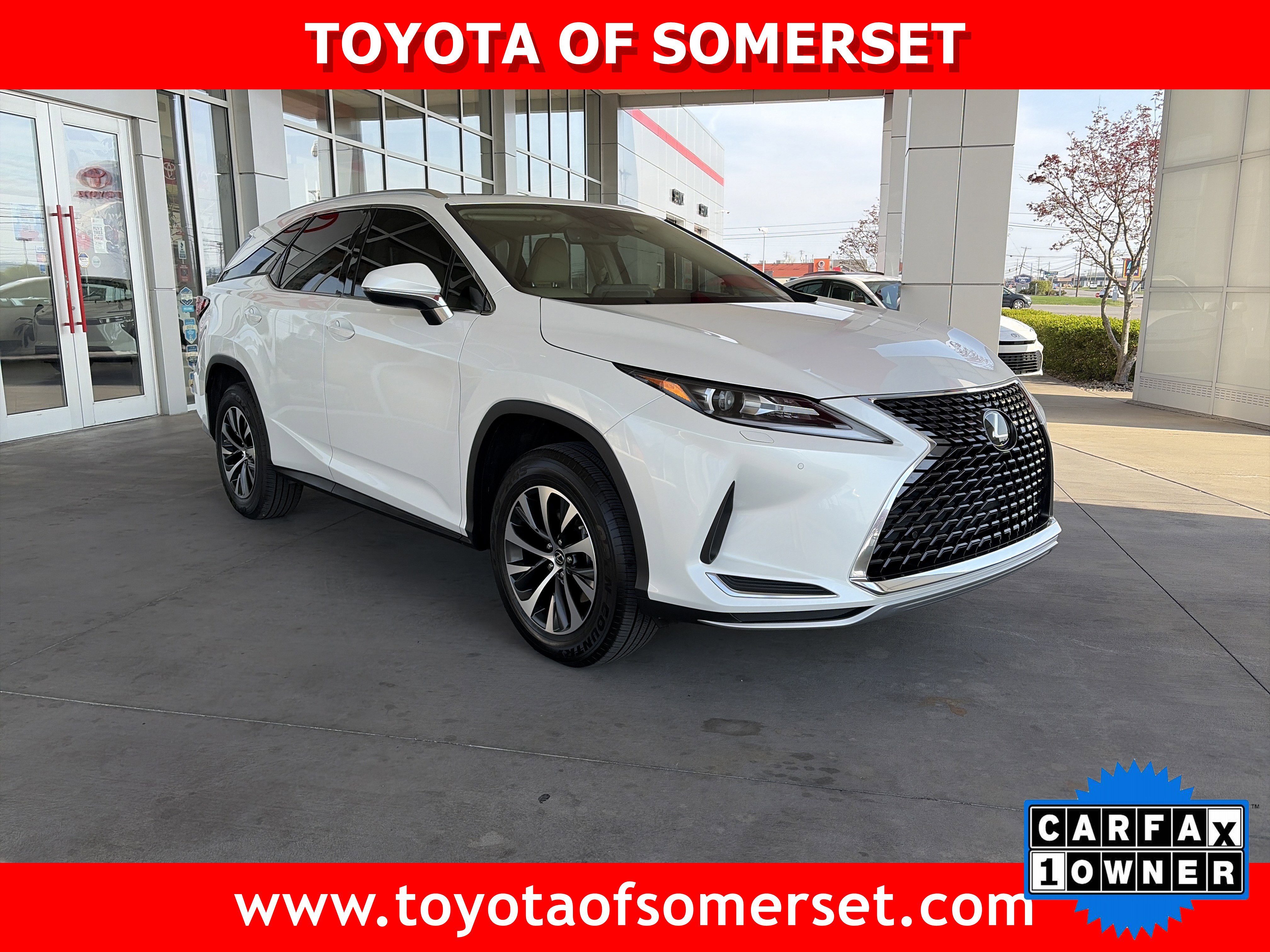 Used 2021 Lexus RX 350L Premium w/ Premium Package image 1