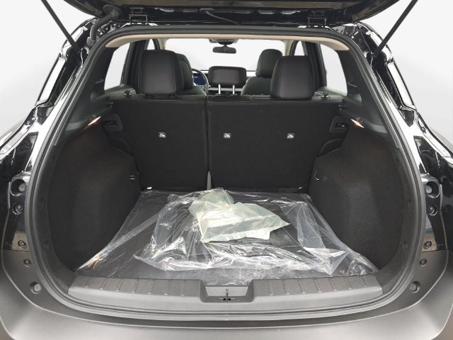 New 2027 Nissan Kicks SR w/ SR Premium Package FWD image 32