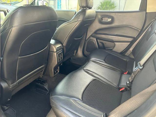 Certified 2018 Jeep Compass Latitude w/ Popular Equipment Group FWD image 40