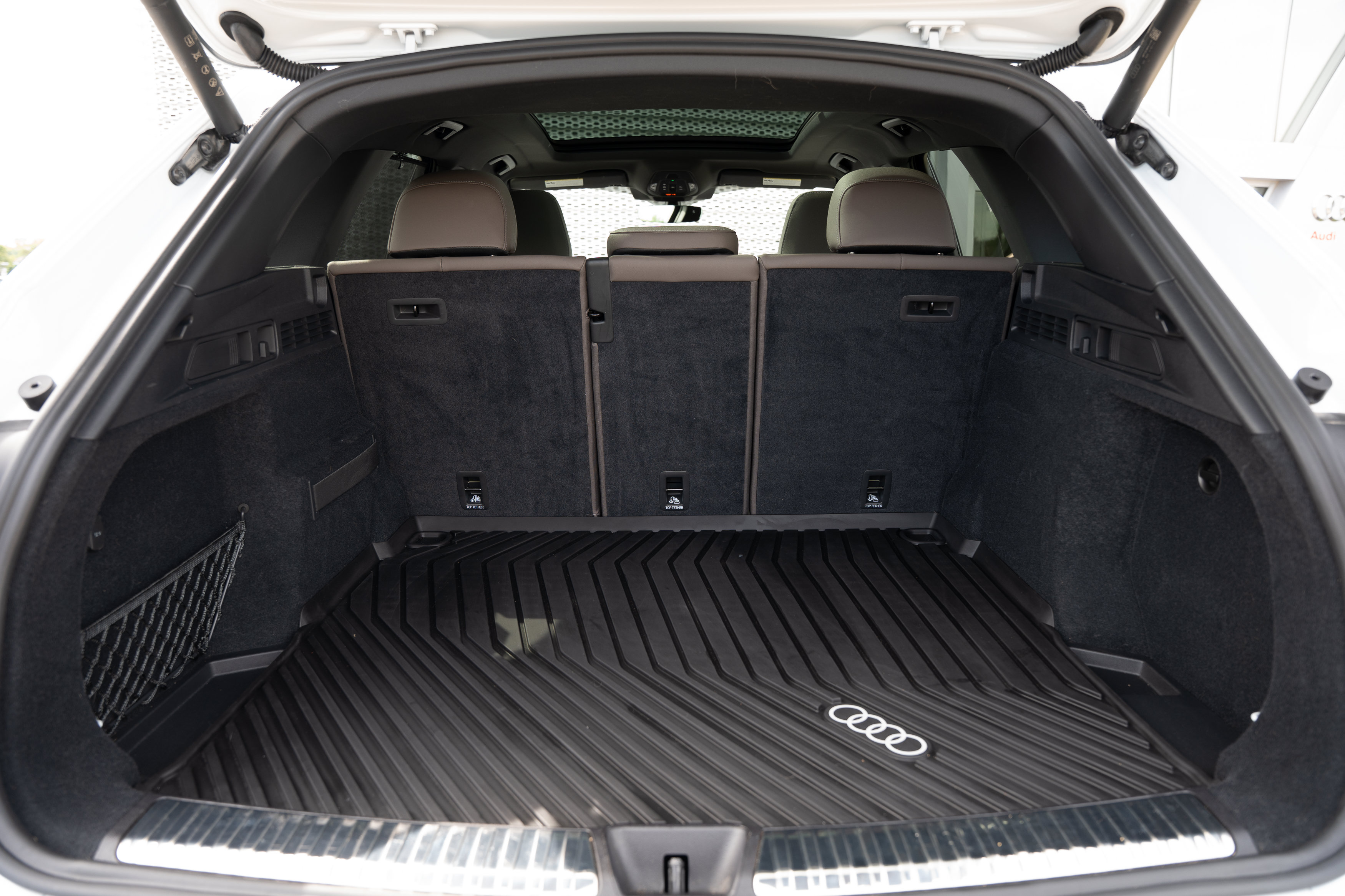 Certified 2025 Audi Q5 Premium Plus w/ Premium Plus AWD/4WD image 24