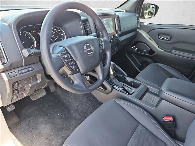 Certified 2023 Nissan Frontier SV w/ Midnight Edition Package RWD image 11