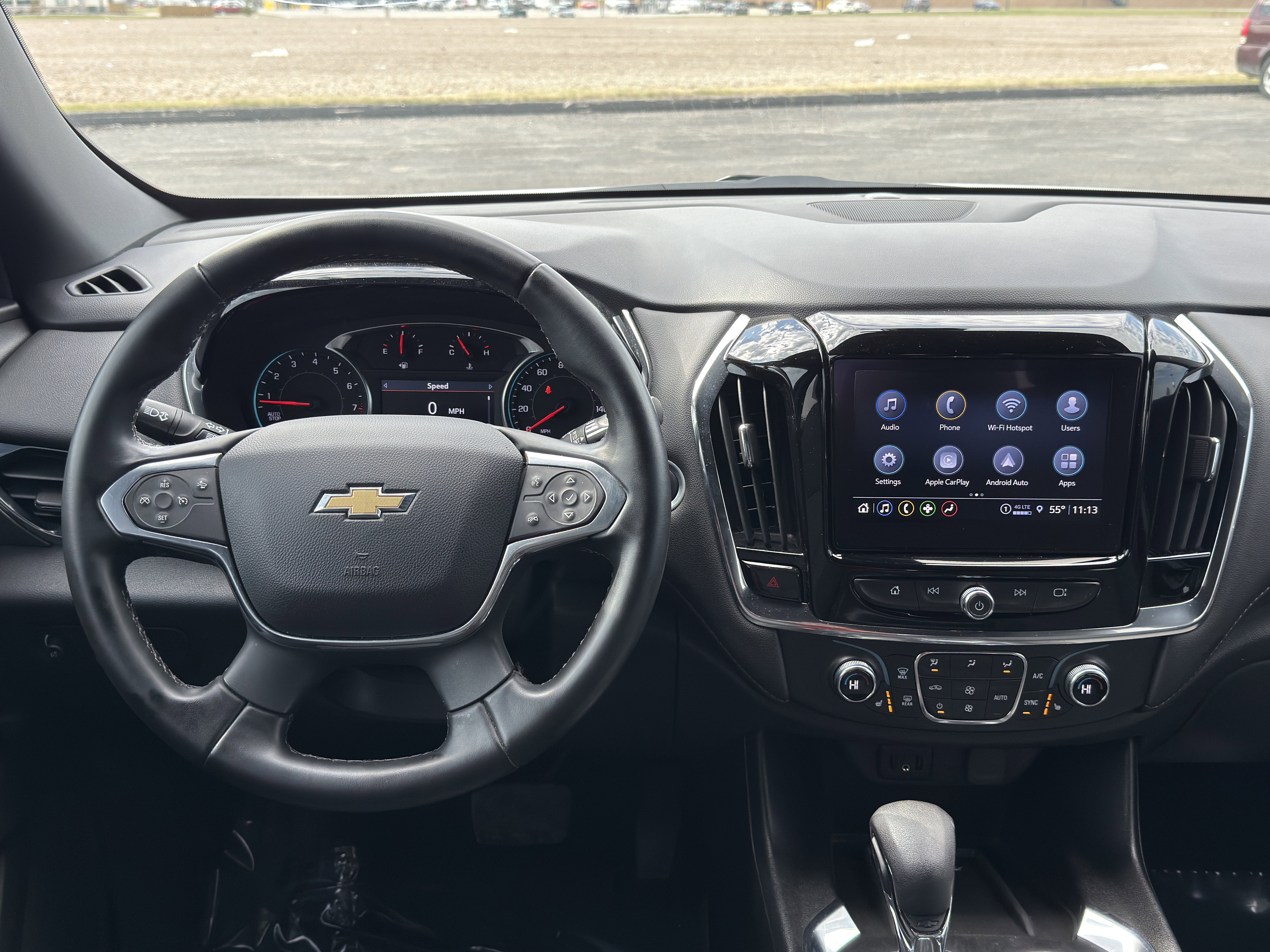 Used 2023 Chevrolet Traverse LT image 28