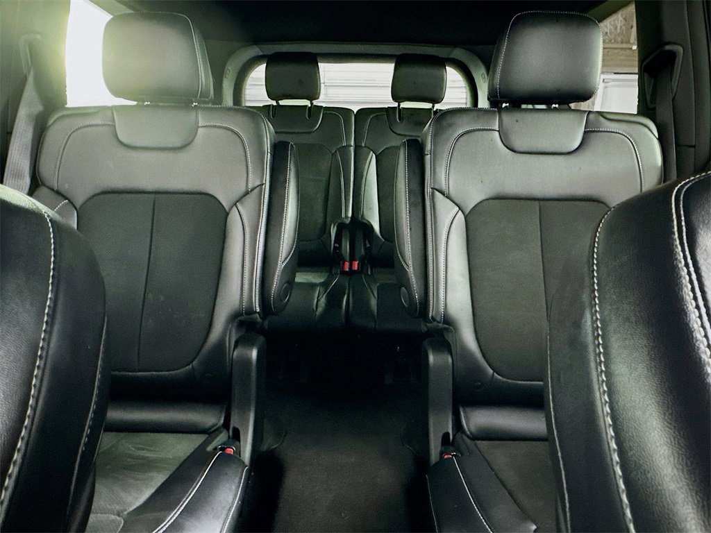 Used 2021 Jeep Grand Cherokee L Laredo image 18