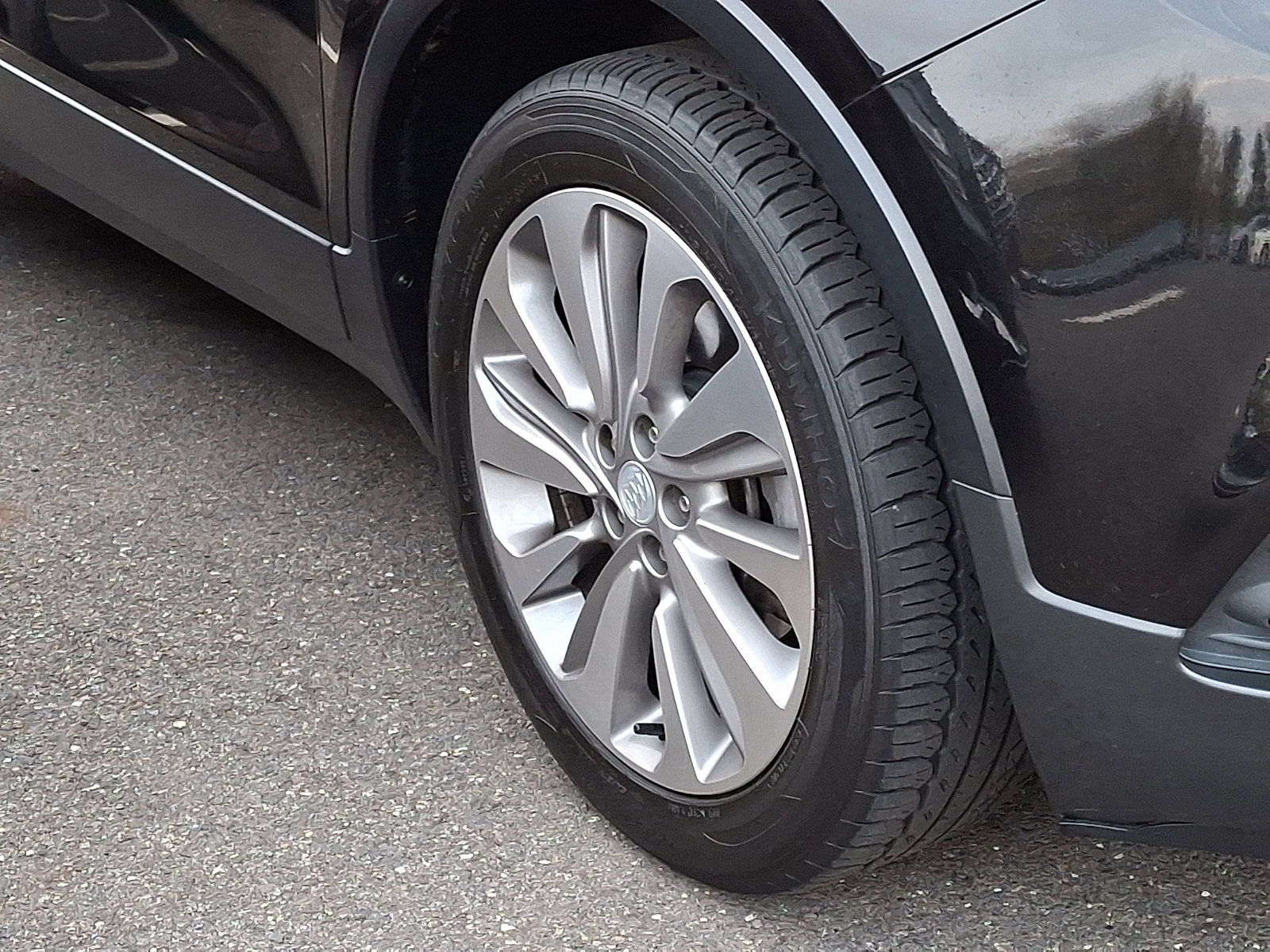 Certified 2019 Buick Encore Preferred image 6