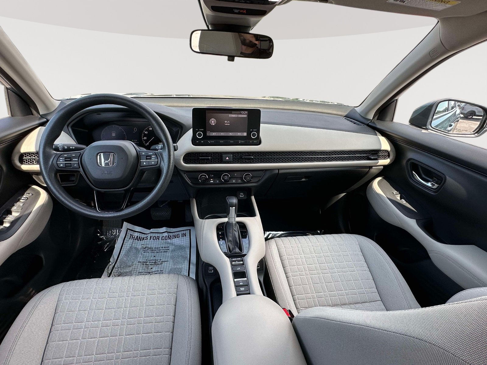 Used 2023 Honda HR-V LX image 7