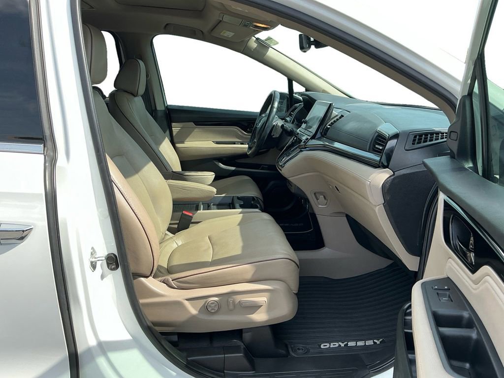 Used 2022 Honda Odyssey Elite image 22