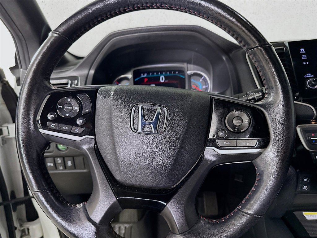 Certified 2022 Honda Pilot Black Edition image 18