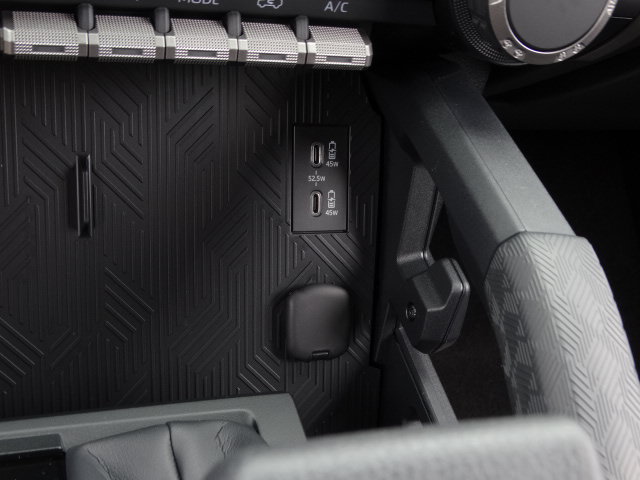 New 2026 Toyota 4Runner SR5 AWD/4WD image 23