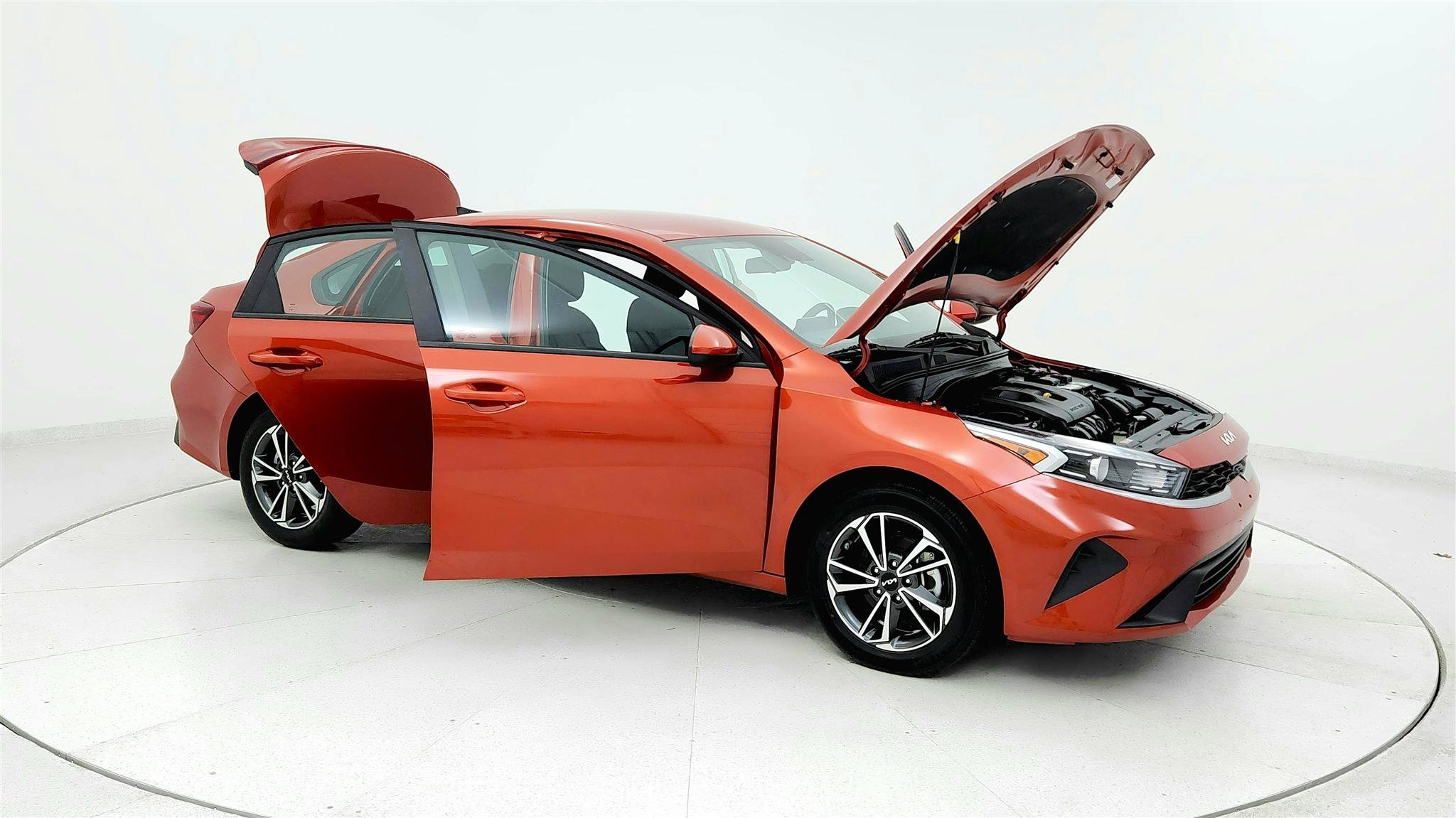Used 2023 Kia Forte LXS image 12