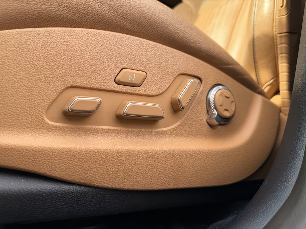 Used 2022 Genesis GV80 2.5T w/ Prestige Package 04 image 38