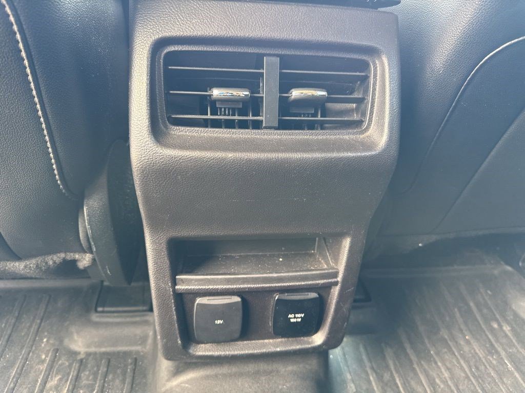 Used 2018 Ford Edge Sport w/ Technology Package image 10