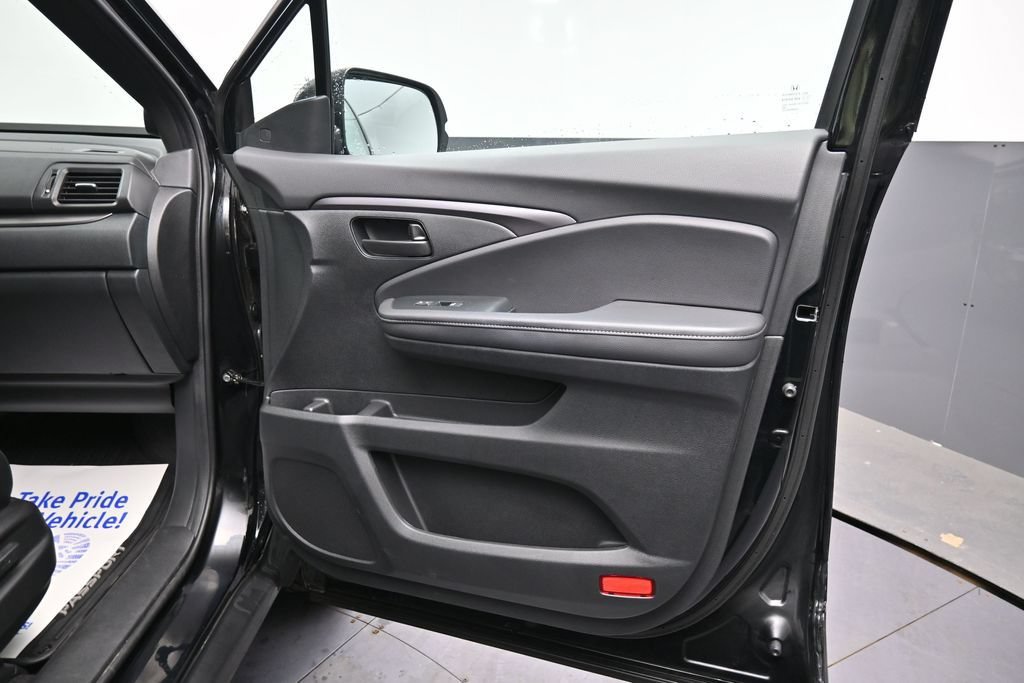 Used 2023 Honda Passport EX-L image 18