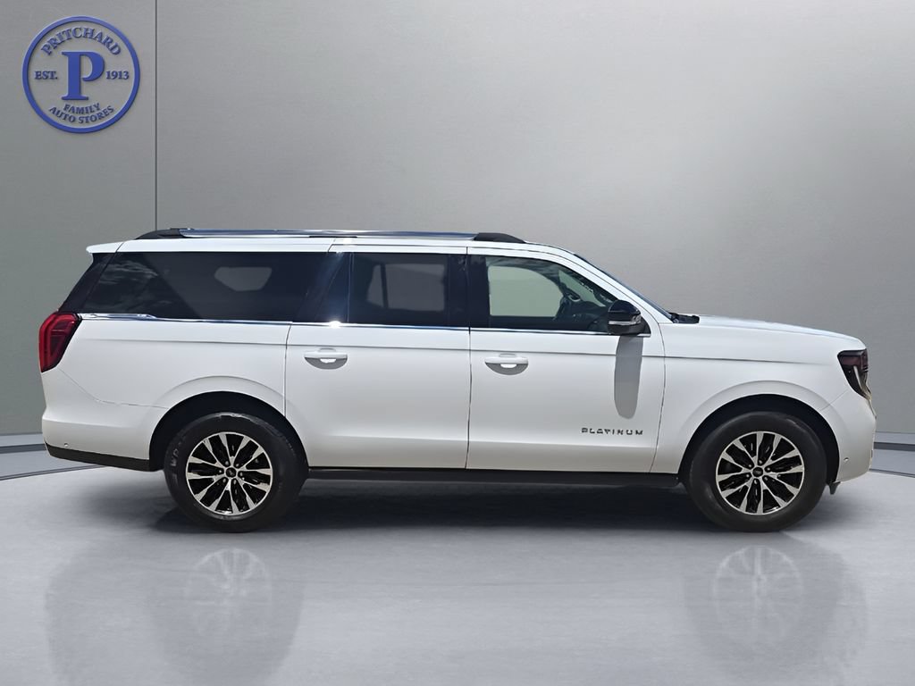 Used 2025 Ford Expedition Max Platinum AWD/4WD image 8