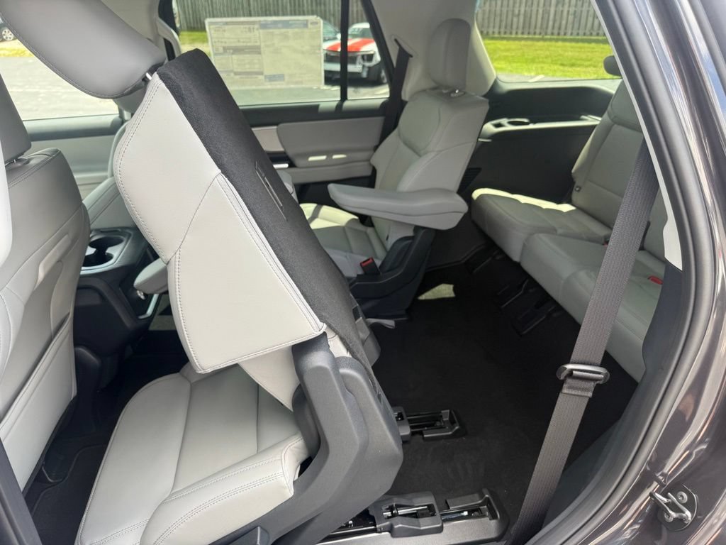 New 2026 Ford Expedition Active AWD/4WD image 35