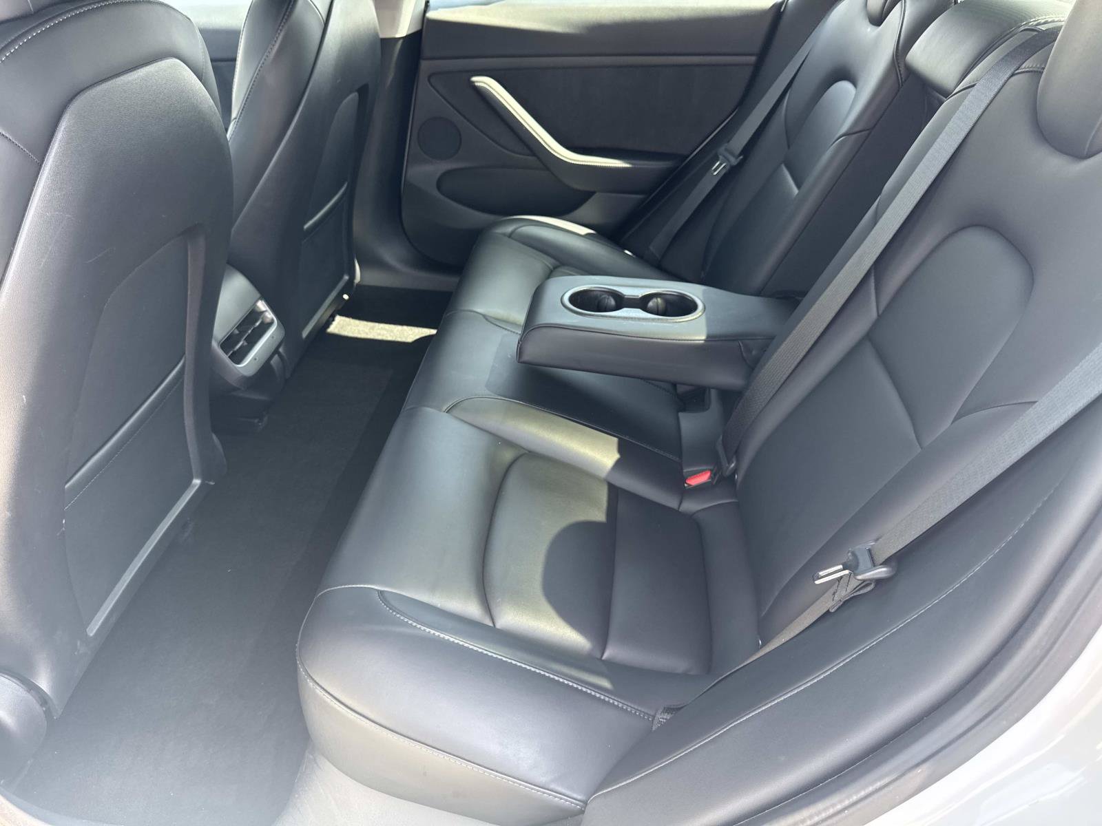 Used 2022 Tesla Model 3 Long Range AWD/4WD image 24