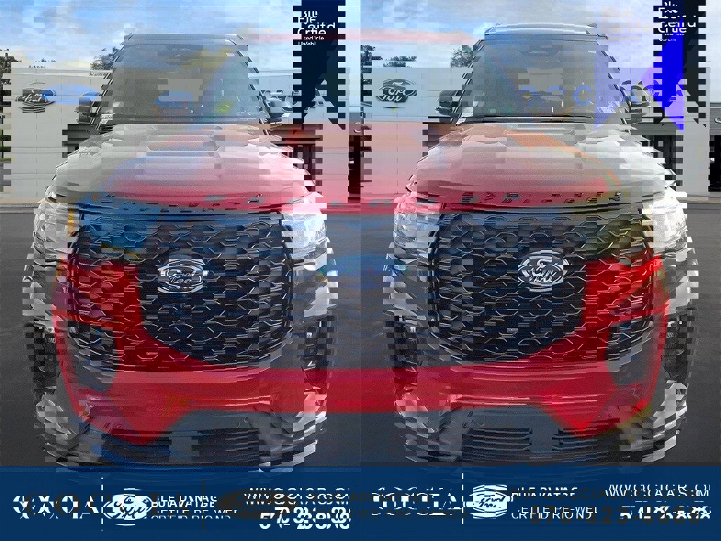 Certified 2025 Ford Explorer ST-Line image 2